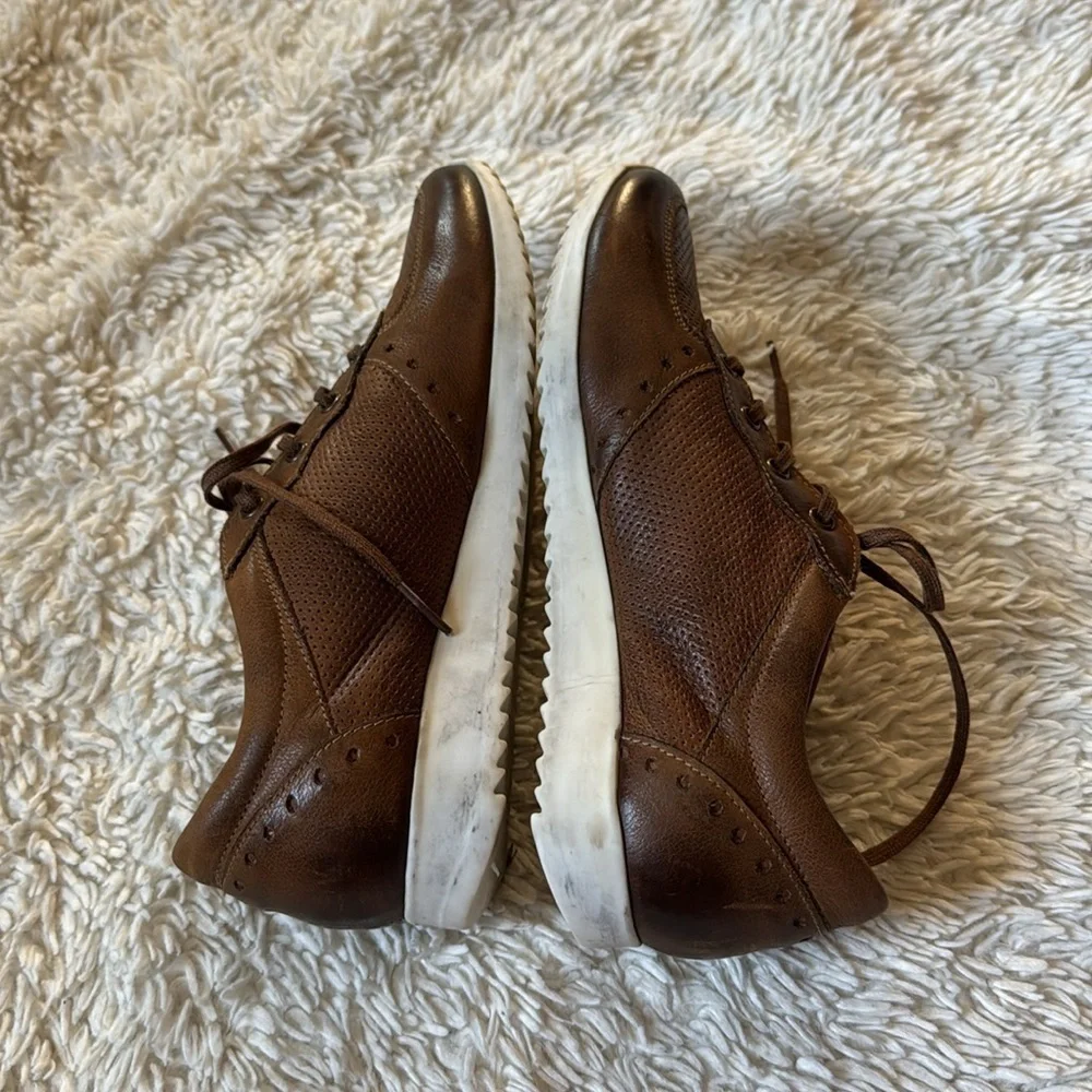 Roan Marin Sneaker Lace up Leather Womens Sneakers shoes size 7.5